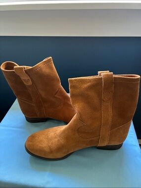 Vince Camuto Suede Ankle Booties in Cognac